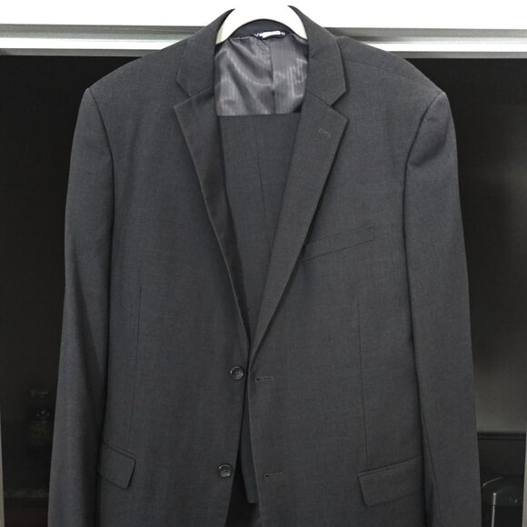 Valenti Uomo 2 piece suit 44L-38X32 pants - Gray - Picture 1 of 11
